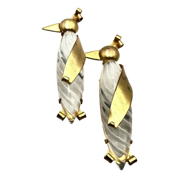 Vintage 1940s Era Pair of Jelly Belly Lucite Gold Tone Penguin Bird Brooches - Picture 2 of 7